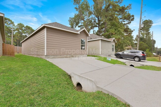 Building Photo - 9650 Warm Spring