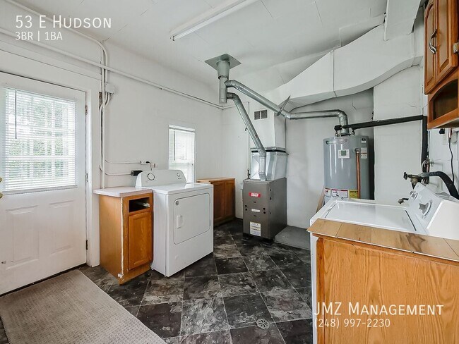 Building Photo - 53 E Hudson Ave