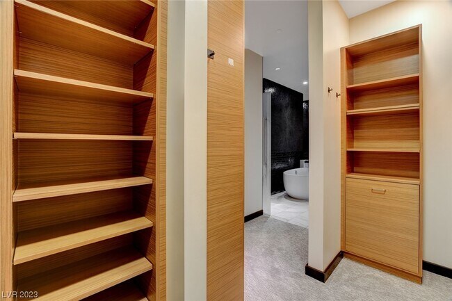 Building Photo - 3750 Las Vegas Blvd S