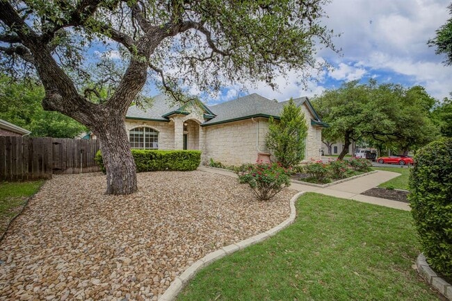Building Photo - 3624 Malone Dr