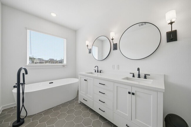 Building Photo - 2646 Wastelbread Ln