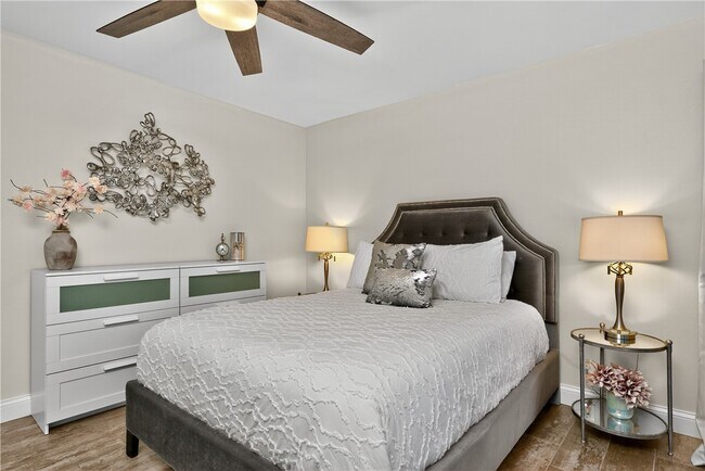 Building Photo - 75407 Montecito Dr