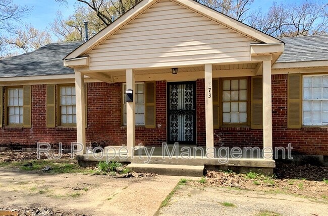 Primary Photo - 673 S Greer St