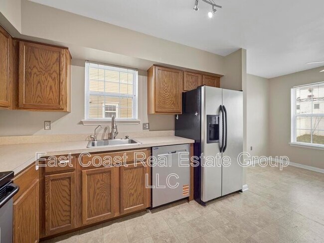 Building Photo - 238 Merrbaugh Dr