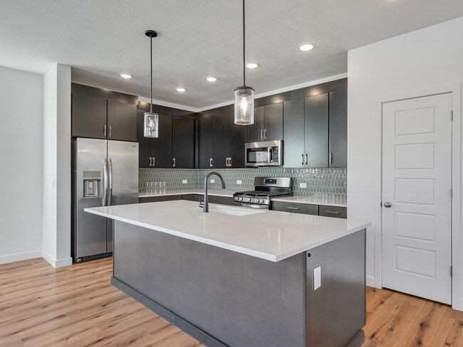 Building Photo - 4638 Tulip Ln