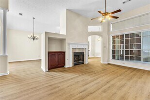 Building Photo - 2638 Queens Hollow Ct