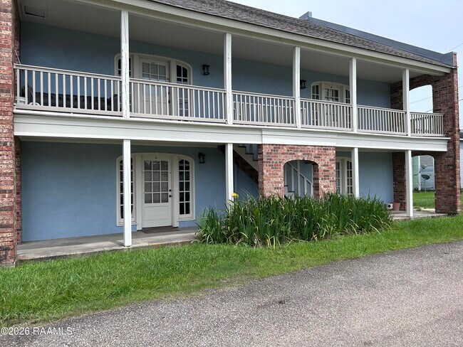Building Photo - 107 Guillot Rd