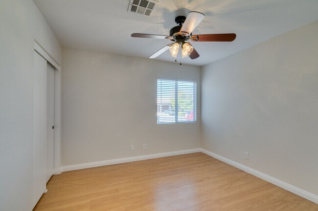 Building Photo - Beautifully Remodeled 3-Bedroom Home in North Las Vegas – Move-In Ready!