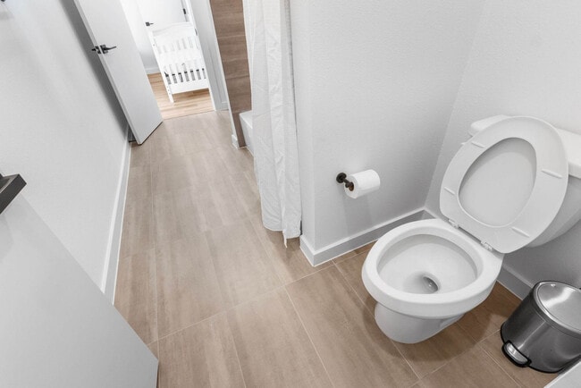 Building Photo - 6740 Peerless St