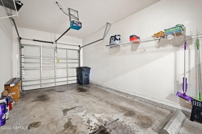 Building Photo - 13522 Stone Pond Dr
