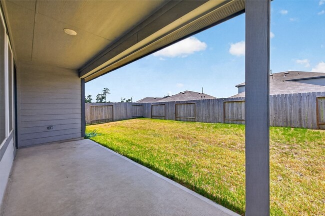 Building Photo - 14556 Lily Plns Dr