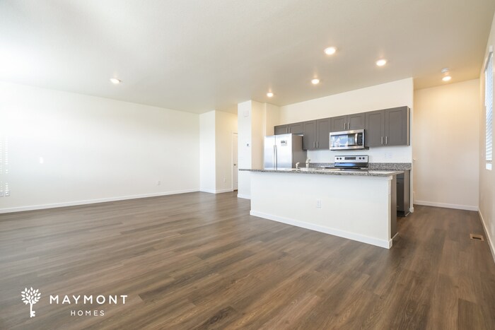 Building Photo - 13457 Oneida Ln