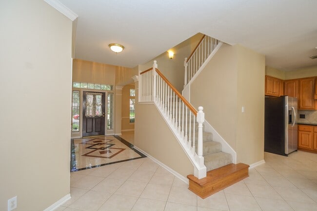 Building Photo - 17415 Fountainview Cir