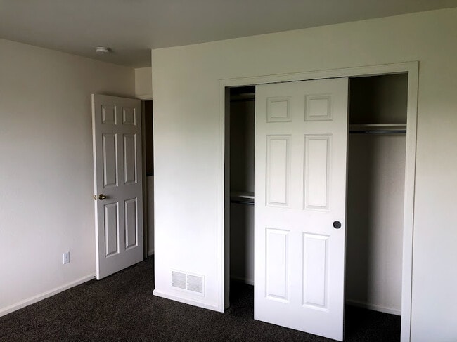 Building Photo - 2955 West Stuart Street Unit 7