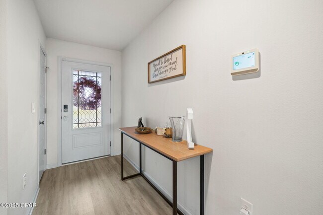 Building Photo - 4873 Shurer Ln