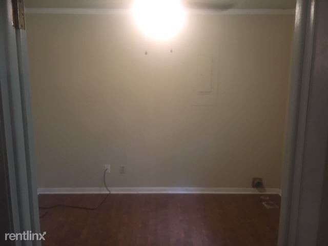 Building Photo - 3 br, 2 bath House - 307 Willow Rd