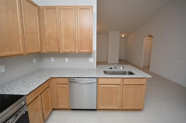 Building Photo - 31 Zoeller Ct