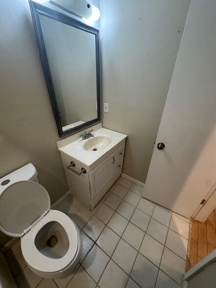 Building Photo - 1266 Fern Hill Dr