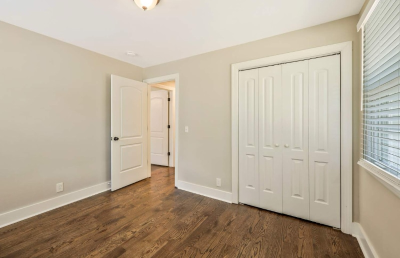 Building Photo - 5009 Suter Dr