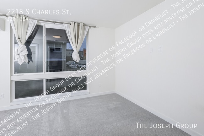 Building Photo - 2218 S Charles St