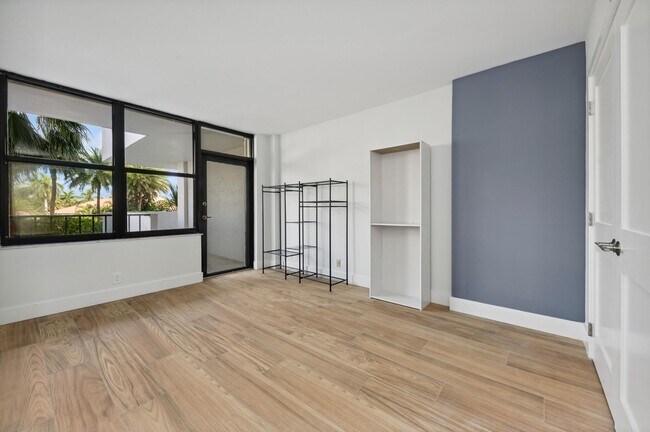 Building Photo - 4600 S Ocean Blvd