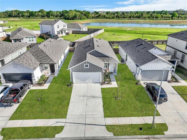 Building Photo - 23823 Escardilla Dr