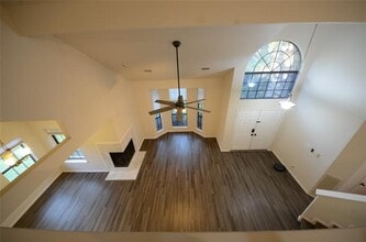 Building Photo - 811 Fairlawn St