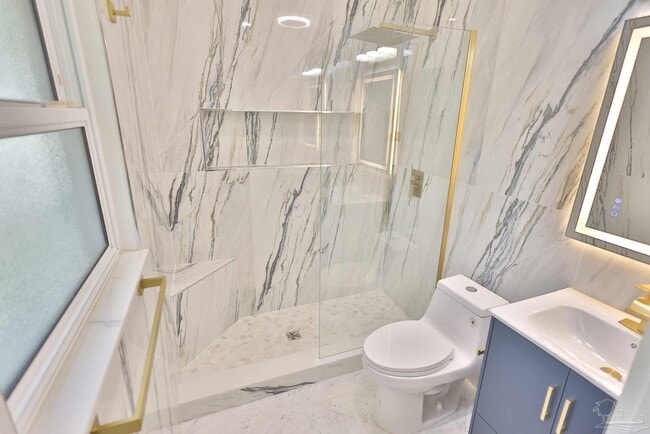 Building Photo - 3795 Summer Dr