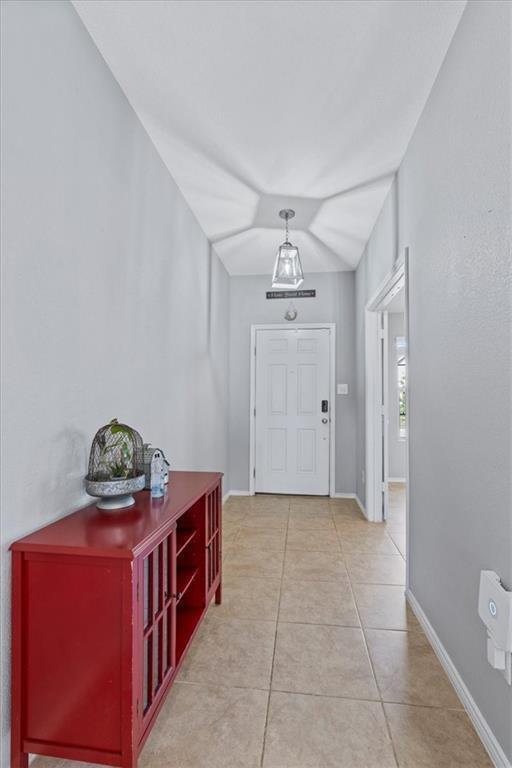 Building Photo - 1104 Hillrose Dr