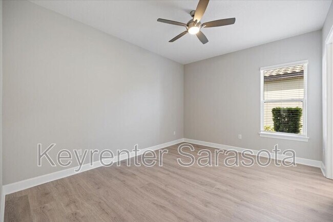 Building Photo - 11140 Wicker Park Pl