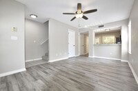Building Photo - 610 SW 11th Ln