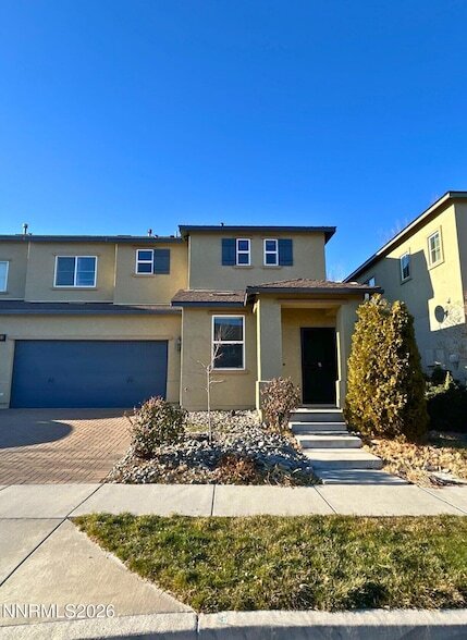 Building Photo - 2035 Echo Valley Pkwy