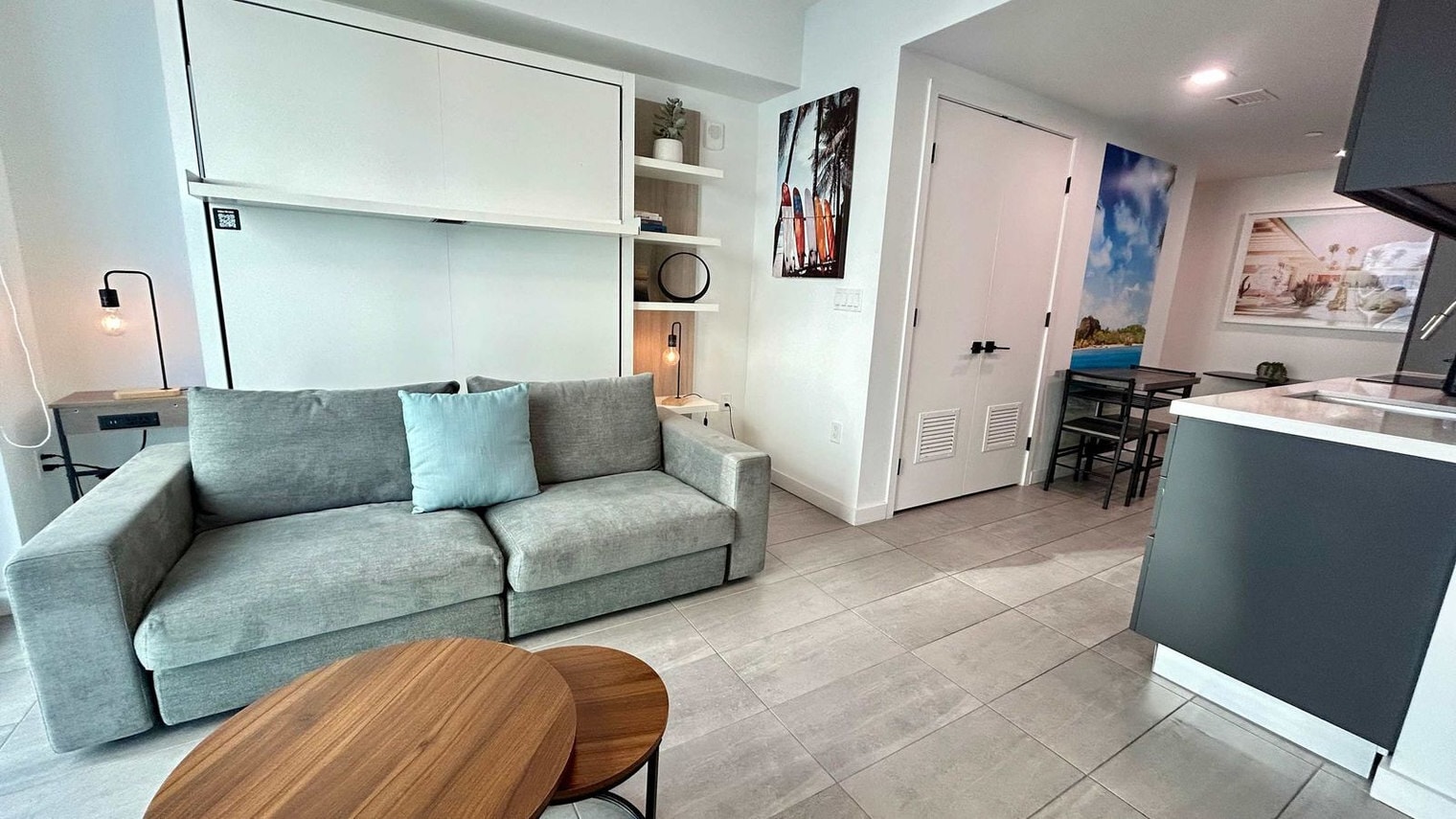 Building Photo - 227 NE 2nd St