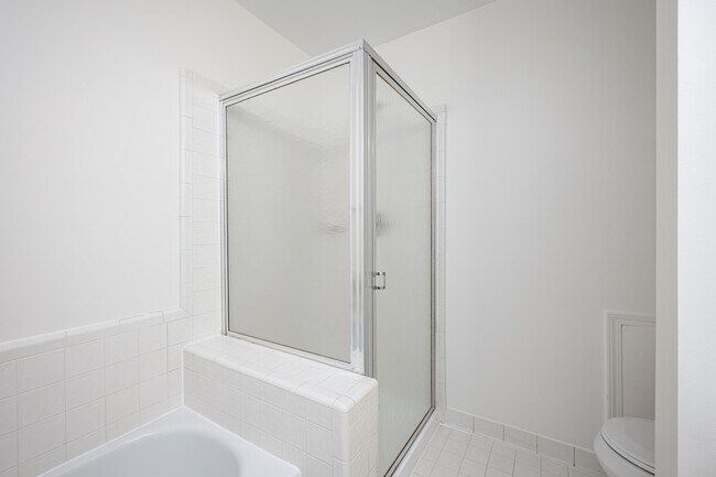 Building Photo - 45085 Horseshoe Dr