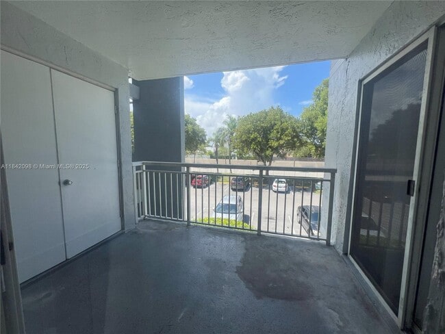 Building Photo - 8540 SW 212th St