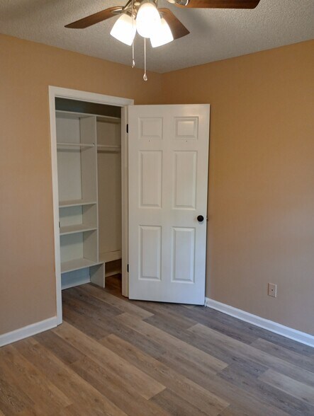 Building Photo - 3208 Quail Ridge Rd