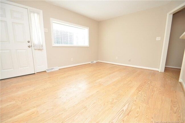 Building Photo - 6112 Deerwood Pl