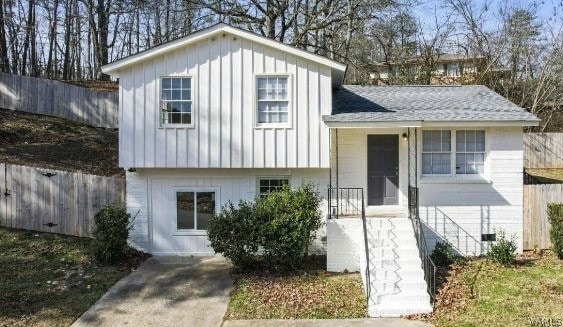 Building Photo - 1000 Jacque Cir