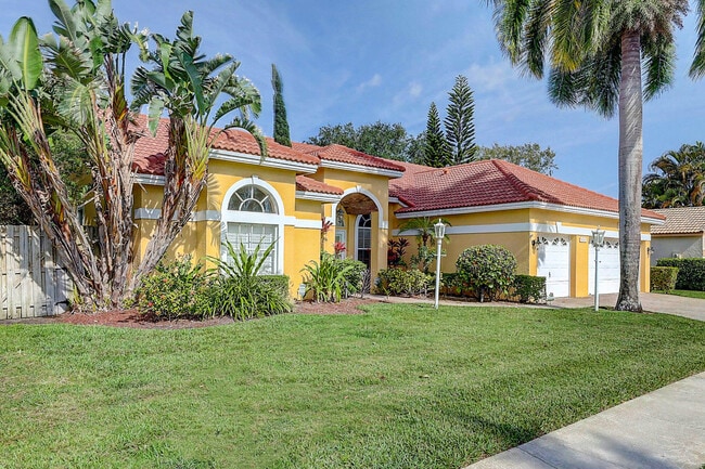 Building Photo - 10207 Allamanda Blvd