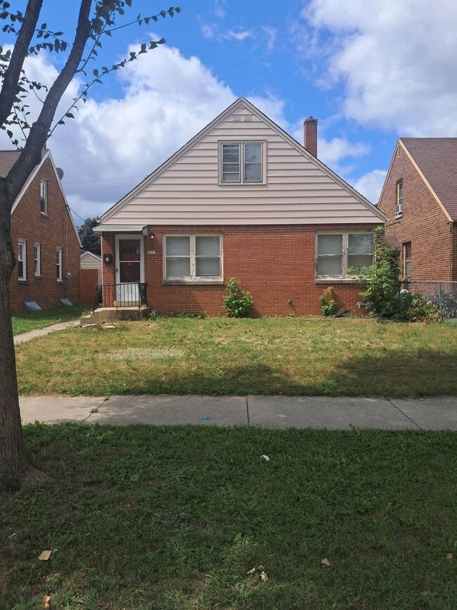 Primary Photo - 4271 N 49th St