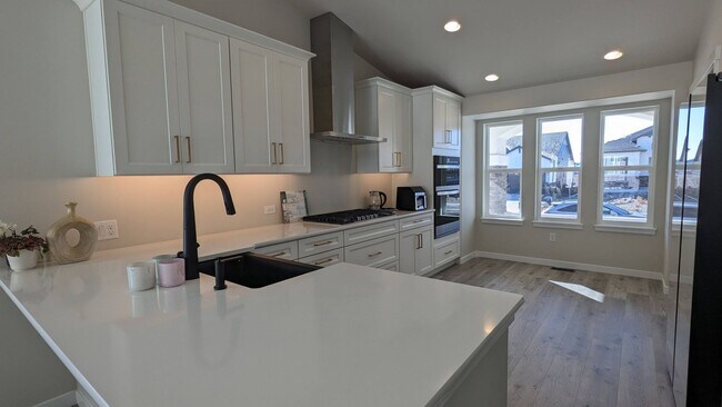 Building Photo - 8260 Nat Love Dr