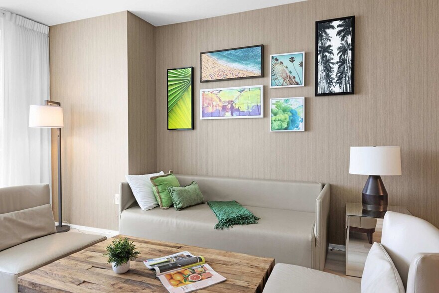 Building Photo - 4111 S Ocean Dr