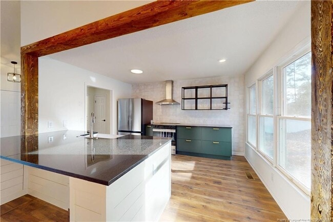 Building Photo - 1245 Monticello Dr