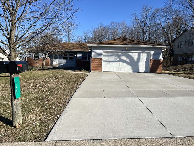 Building Photo - 169 Wyndcrest Ct