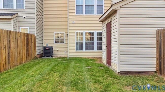 Building Photo - 2545 Mountain Ash Cir