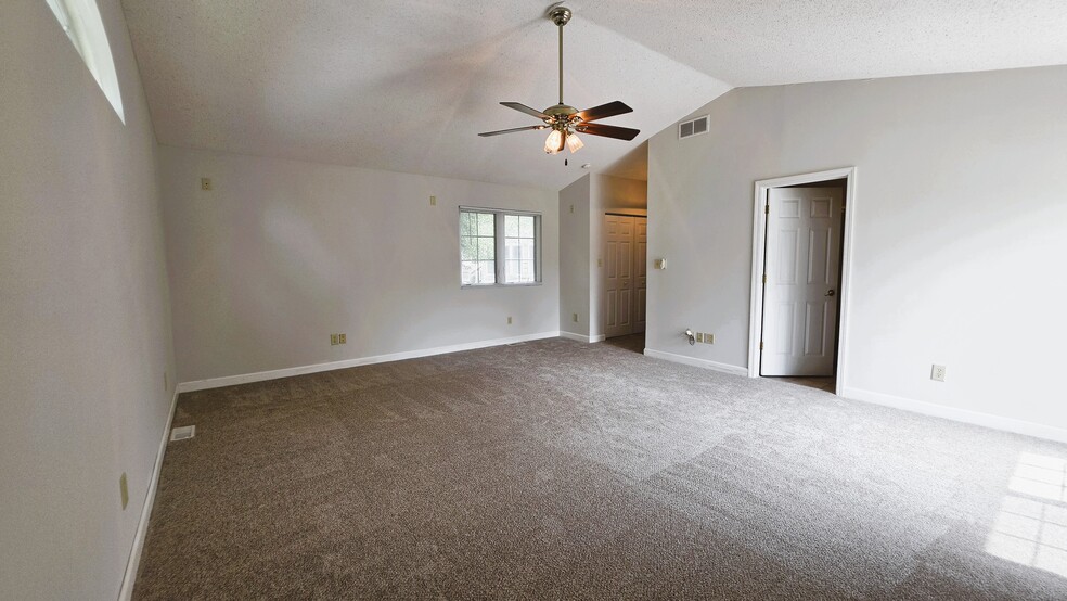 Building Photo - 3013 Barrybrook Ct