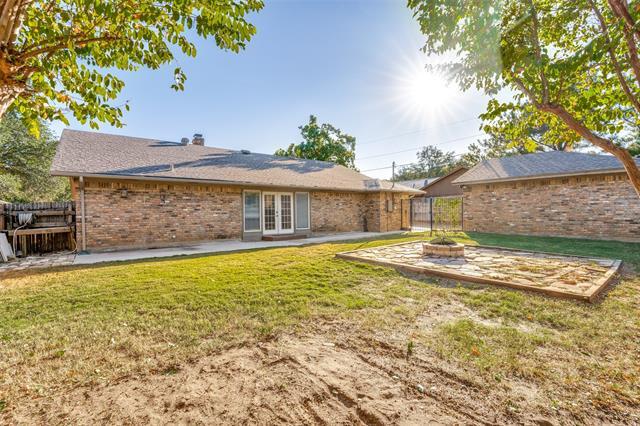Building Photo - 1021 Auburn Dr