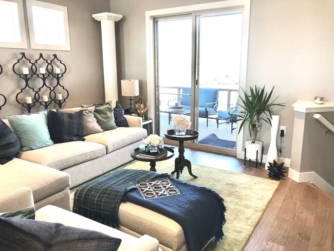 Building Photo - 1007 Leonard Ln