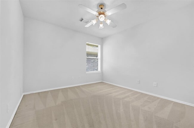 Building Photo - 22703 Holly Lake Dr