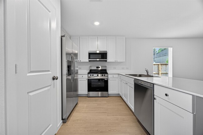 Building Photo - 18111 Buddy Riley Blvd